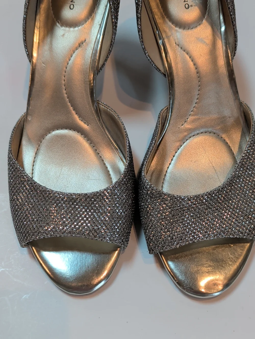 Bandolino, Silver And Gold Sparkle Peep Toe Heels. 8